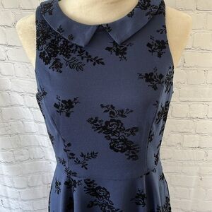 Lauren Conrad Size 8 Blue and Black Sleeveless Dress